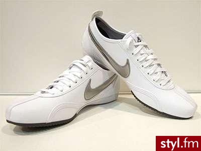 Nike Izanami - Pozostałe Buty Moda
