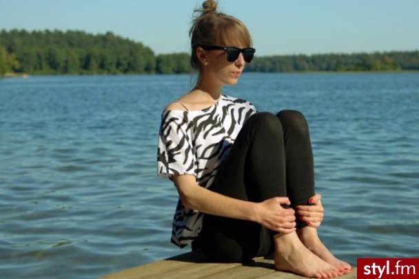 Jeżeli zdjęcie znajduje się już w galerii poproszę o link - Moda uliczna Inne Moda