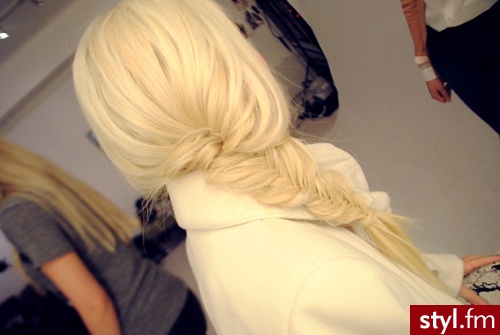 Blond Warkocze Proste Na co dzień Średnie Fryzury
