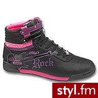 Buty z Hannah Montana dla dzieci. Dla dzieci buciki z Hannah Montana xD
Ps. ja nie lubie jej no ale cóz. Mam 13 lat wiec.. - Pozostałe Buty Moda