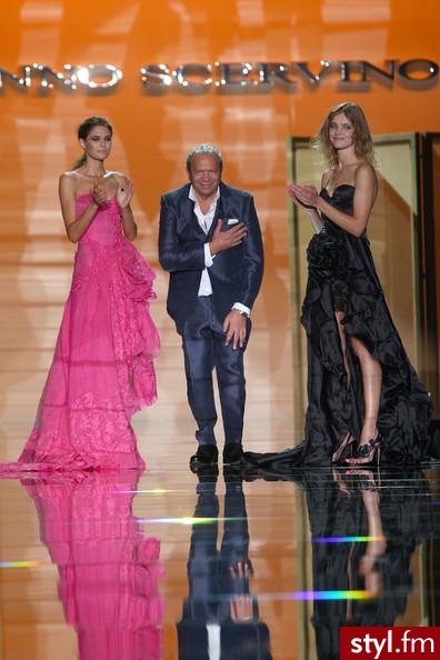 Sukienki Moda