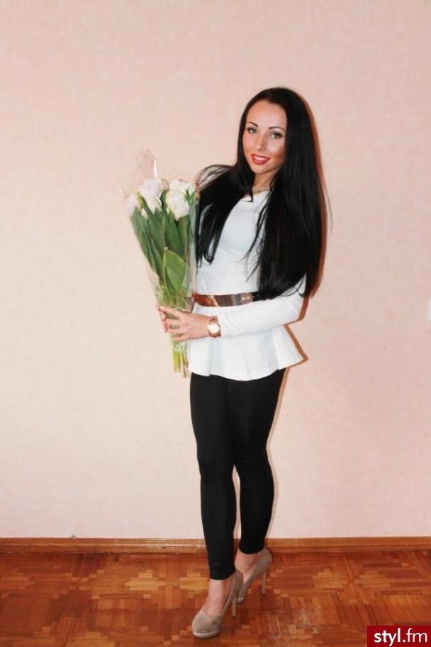 Średnie Fryzury