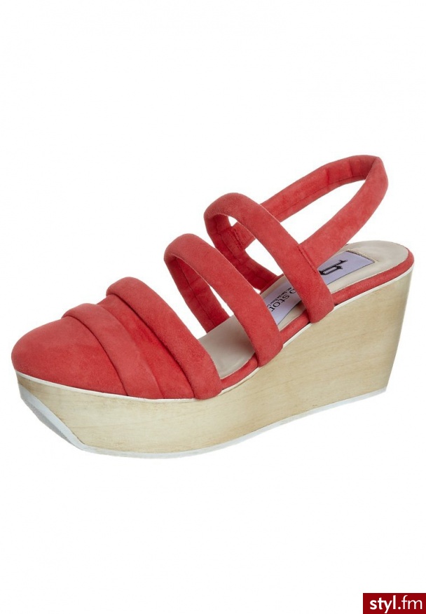bStore NEW EDWIGE Sandały na koturnie czerwony NEW EDWIGE 6 - Koturny Buty Moda