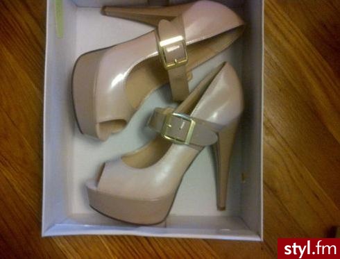 Szpilki Buty Moda