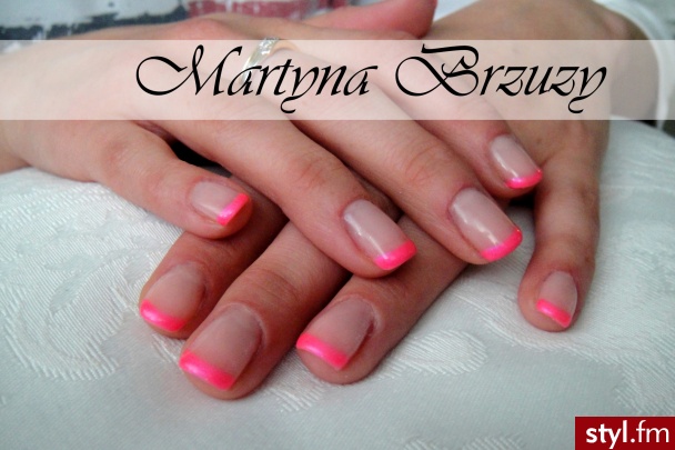 Manicure hybrydowe 
delikatnie - Naturalne Paznokcie