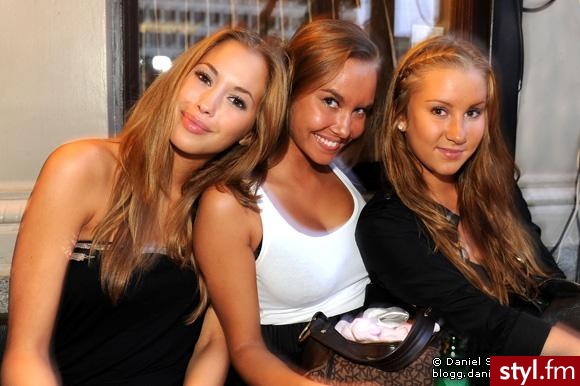 Blond Rozpuszczone Proste Na co dzień Długie Fryzury