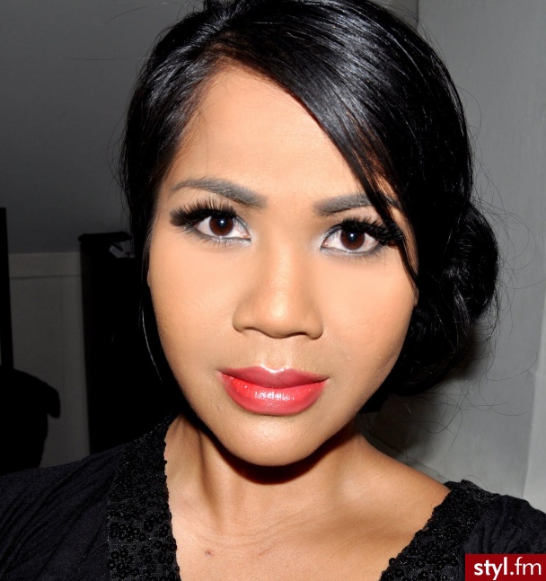 red lips - Dzienne Makijaże