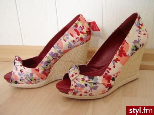 Pozostałe Buty Moda