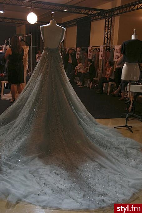 Sukienki Moda