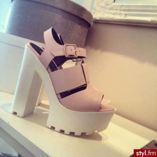 Sandały Buty Moda