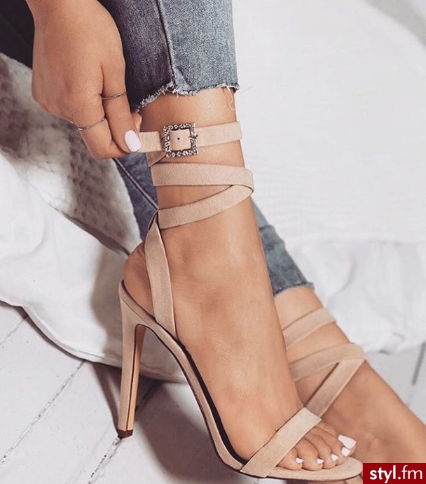 Szpilki Buty Moda