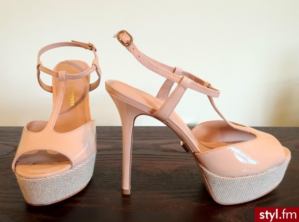 Szpilki Buty Moda