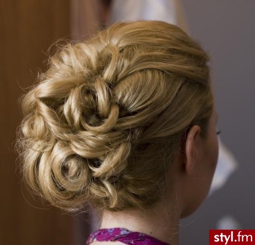 Brązowe Upięcie Kręcone Na co dzień Długie Fryzury