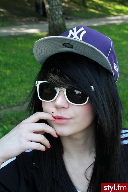 Średnie Fryzury