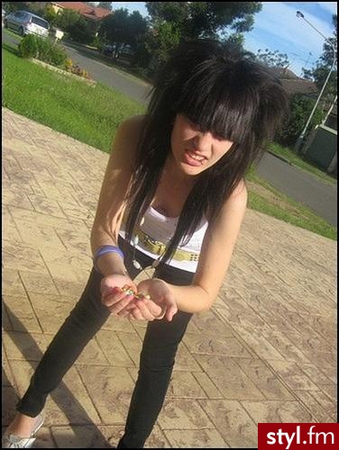 Fryzury - emo. Jeśli zdjęcie znajduje się już w galerii podaj link - usunę - EMO Alternatywne Średnie Fryzury