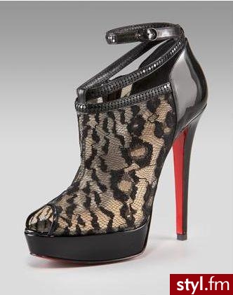 Koronkowe pantofelki od Christiana Louboutina ;) - Pozostałe Buty Moda