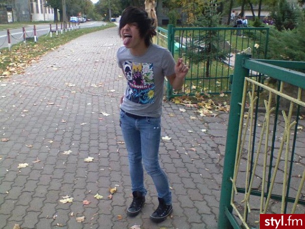 EMO Alternatywne Średnie Fryzury