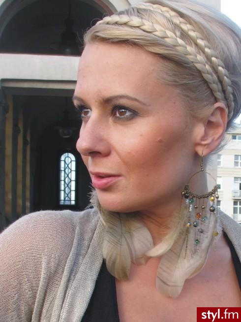 Średnie Fryzury