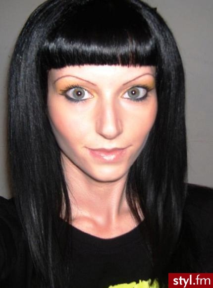 Średnie Fryzury
