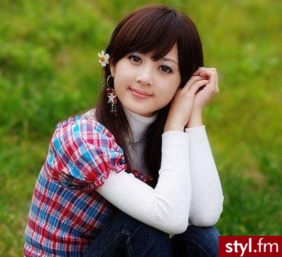 Średnie Fryzury