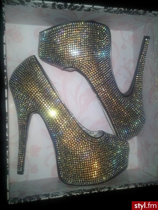 Szpilki Buty Moda