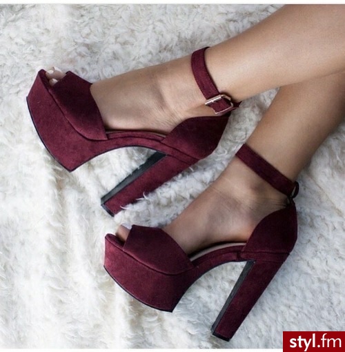 Szpilki Buty Moda