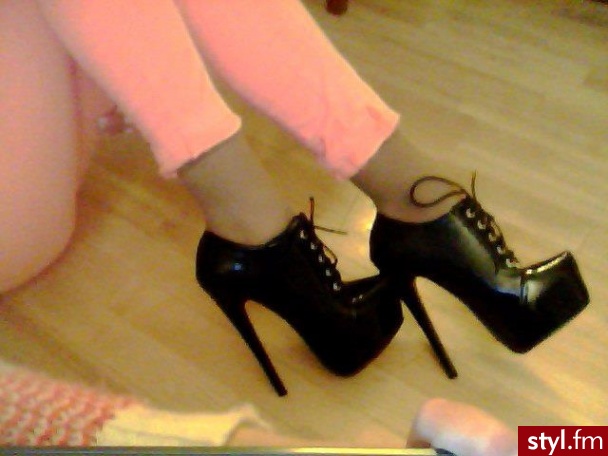 Szpilki Buty Moda