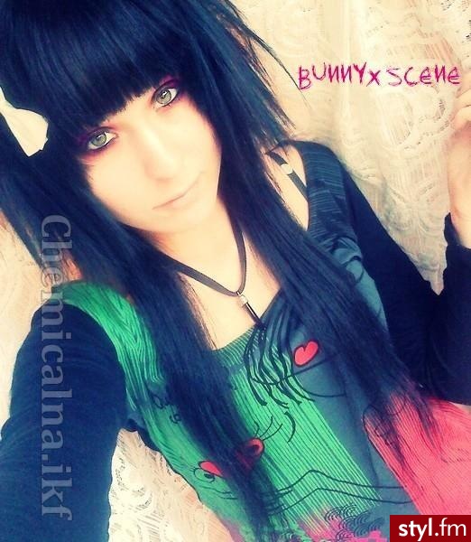 <3 - EMO Alternatywne Średnie Fryzury