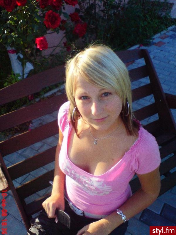 Średnie Fryzury