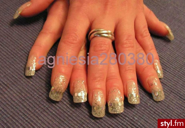 Autor: agniesia280380 srebrne..... Autor: <b>agniesia280380</b><br /> - Paznokcie