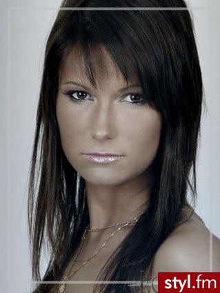 Średnie Fryzury