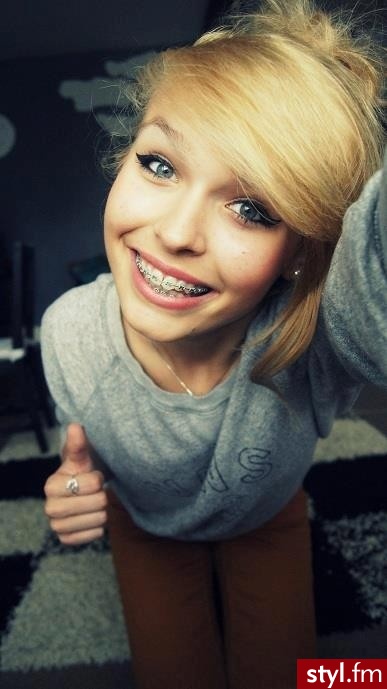 Blond Upięcie Proste Na co dzień Średnie Fryzury