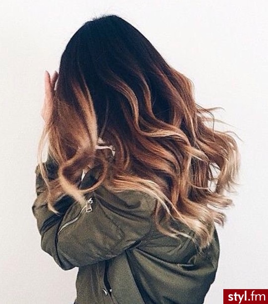 Długie Fryzury