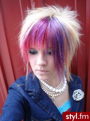 EMO Alternatywne Średnie Fryzury