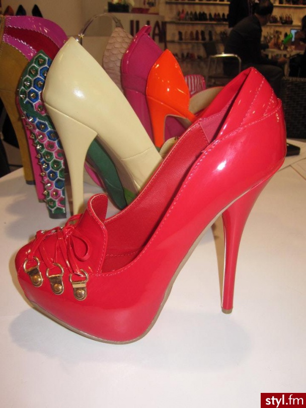 Szpilki Buty Moda