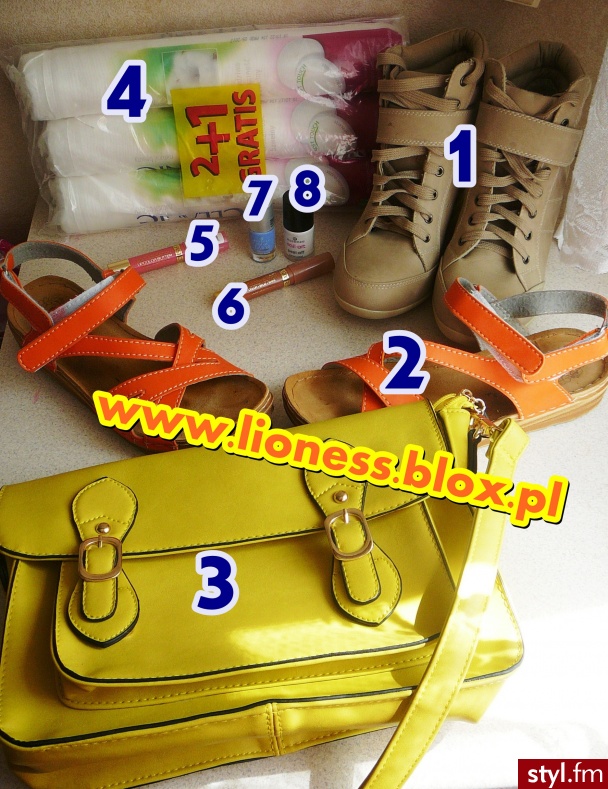 Haul / Moje zakupy... więcej informacji o tych produktacj znajdziecie... we FILMIKU: http://www.youtube.com/watch?v=xPY2FQ9eZbs Jak i NOTCE NA BLOGU: http://lioness.blox.pl/2013/08/HAUL-Moje-Zakupy-Buty-Torebka-i-Kosmetyki.html - Misz-masz