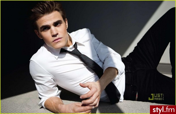 Paul Wesley - Pozostałe Ciuchy Moda
