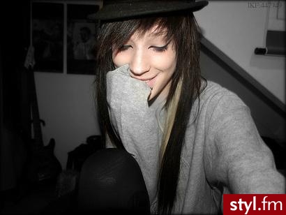 Średnie Fryzury