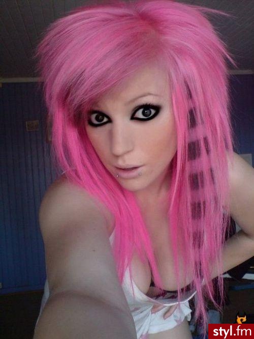 Kolorowe EMO Alternatywne Średnie Fryzury