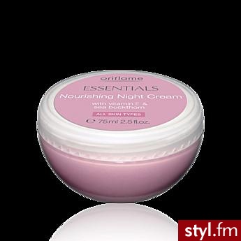 ESSENTIALS - INTENSYWNIE NAWILŻAJĄCY KREM DO TWARZY150 ML. Olejek z rokitnika jest bogaty w witaminę C i lipidy, które łagodzą podrażnienia. Witamina E utrzymuje nawilżenie. Do wszystkich typów skóry. 75  ml - Misz-masz