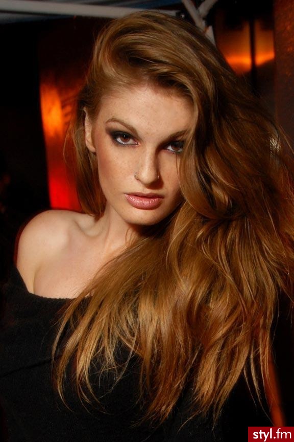 lady - Długie Fryzury