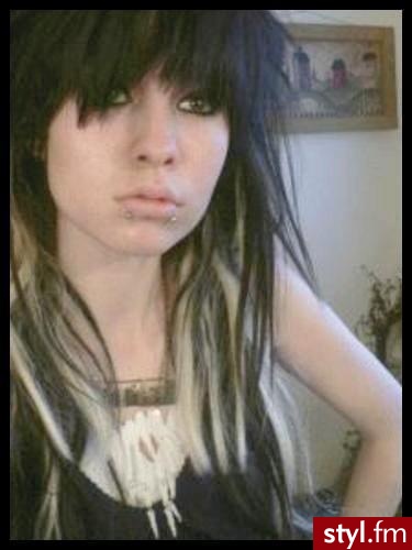 EMO Alternatywne Średnie Fryzury