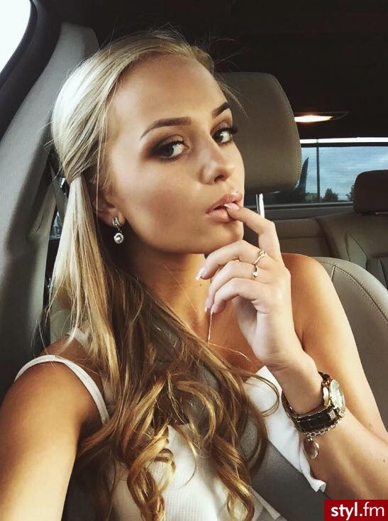 Blond Rozpuszczone Kręcone Na co dzień Długie Fryzury