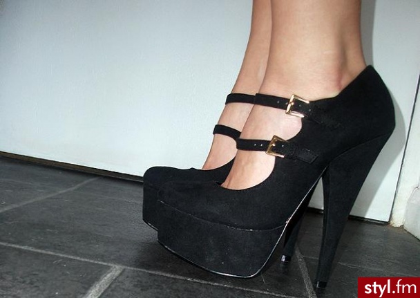 Szpilki Buty Moda