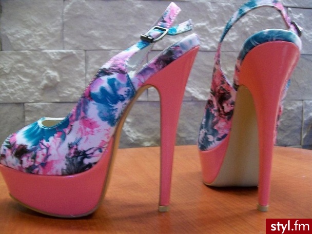 Szpilki Buty Moda