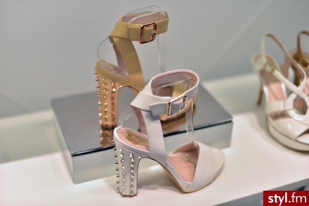 Sandały Buty Moda
