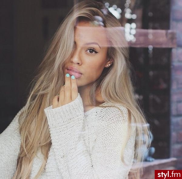 Blond Rozpuszczone Proste Na co dzień Długie Fryzury