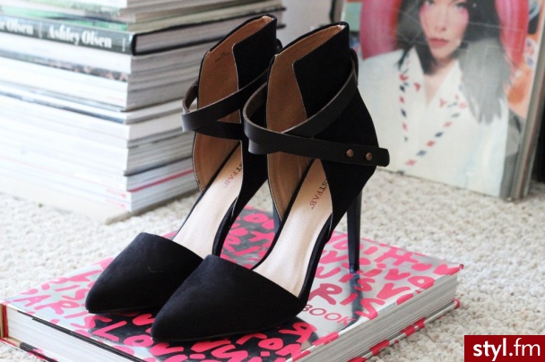 Szpilki Buty Moda