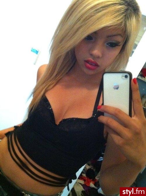 Blond Rozpuszczone Proste z grzywką Na co dzień Średnie Fryzury