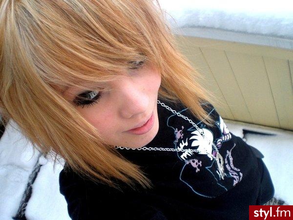 EMO Alternatywne Średnie Fryzury